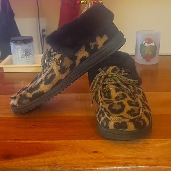 Womens leopard print booties - Picture 2 of 4